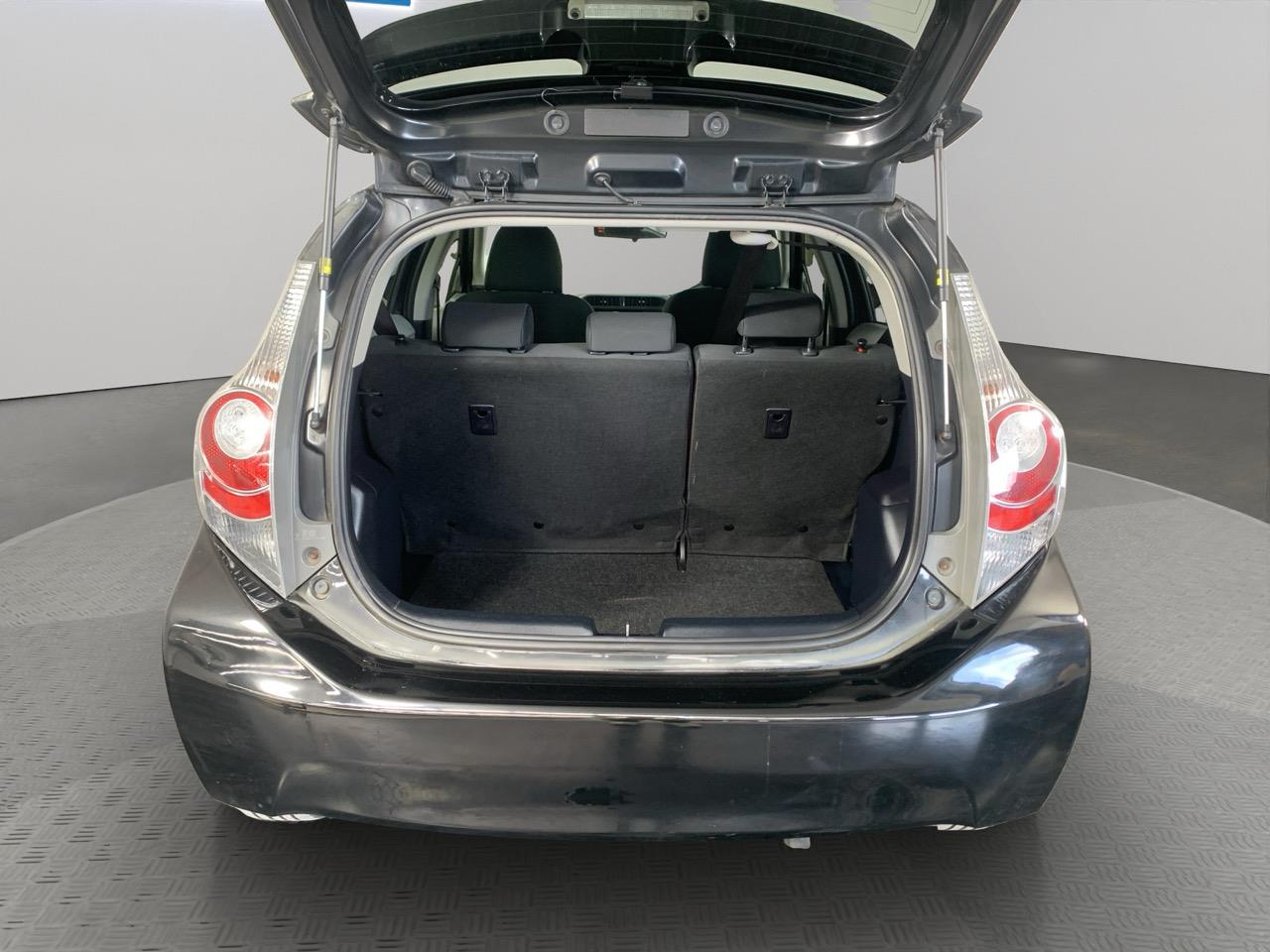 2012 Toyota Aqua 1.5 Hatchback PUSH SRART + AUTO LIGHTS