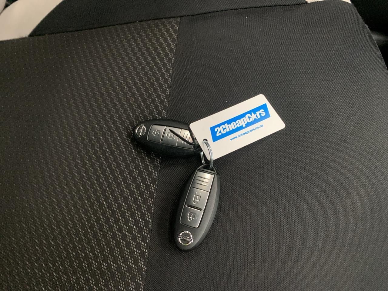 2017 Nissan Note E-POWER X Hatchback PUSH BUTTON START + AUTO LIGHTS + REVERSING CAMERA