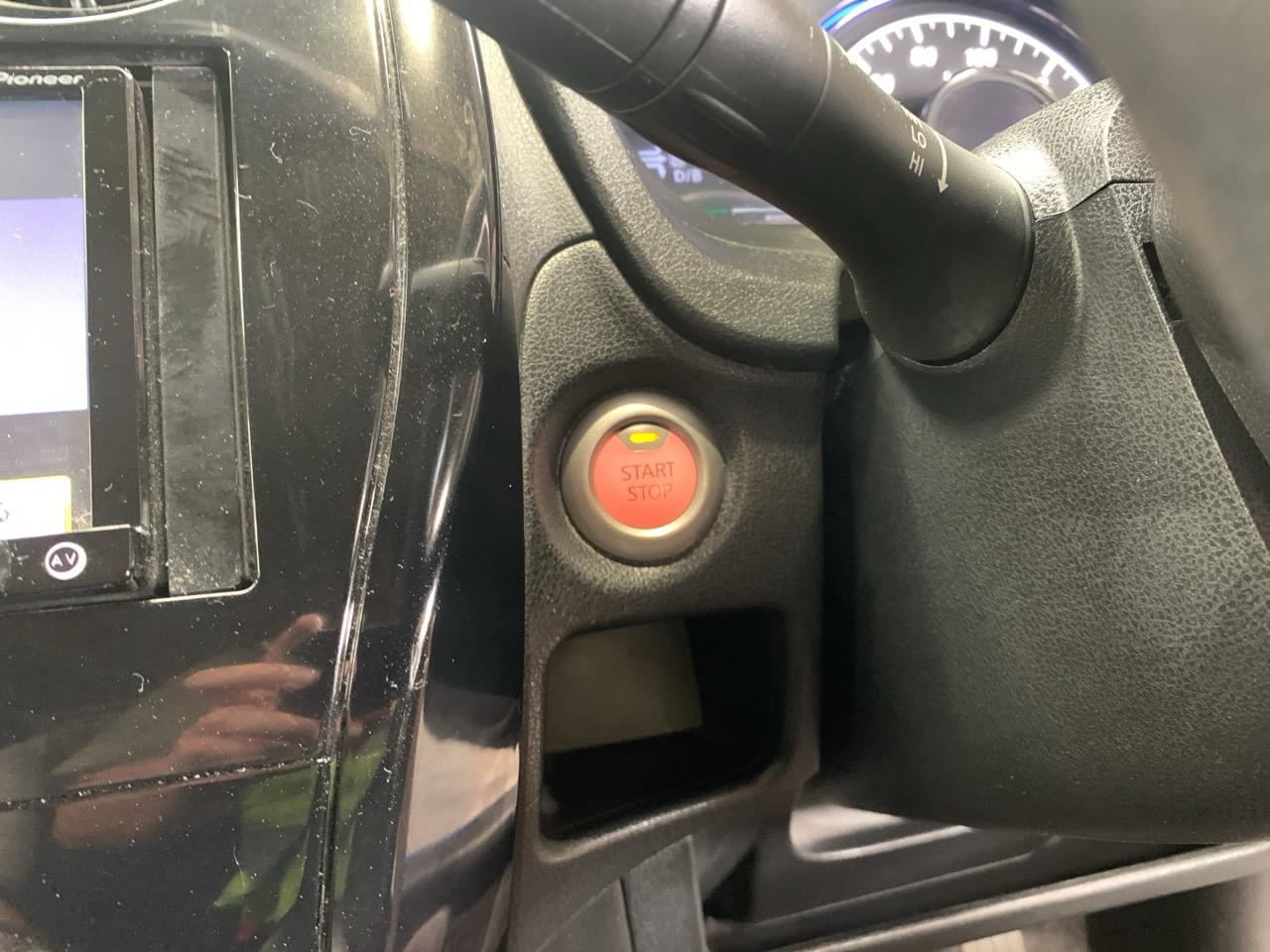 2017 Nissan Note E-POWER X Hatchback PUSH BUTTON START + AUTO LIGHTS + REVERSING CAMERA