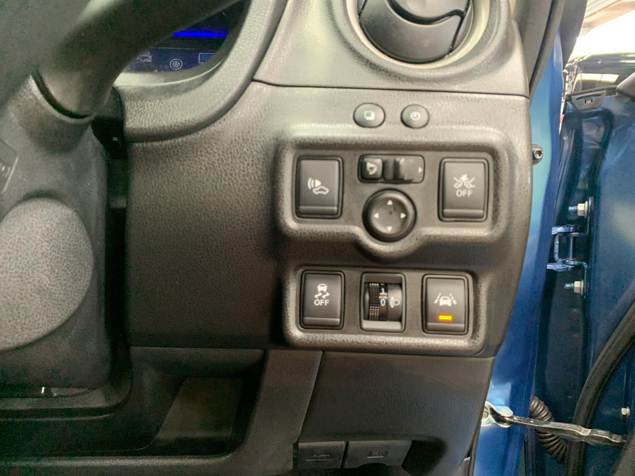 2017 Nissan Note E-POWER X Hatchback PUSH BUTTON START + AUTO LIGHTS + REVERSING CAMERA