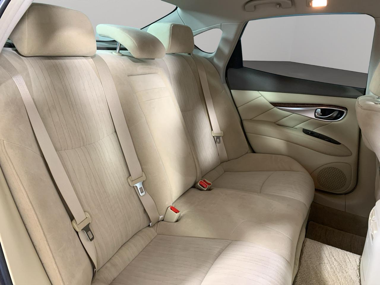 2012 Nissan Fuga 350GT Hybrid Sedan POWER ADJUSTMENT SEATS + CRUISE CONTROL