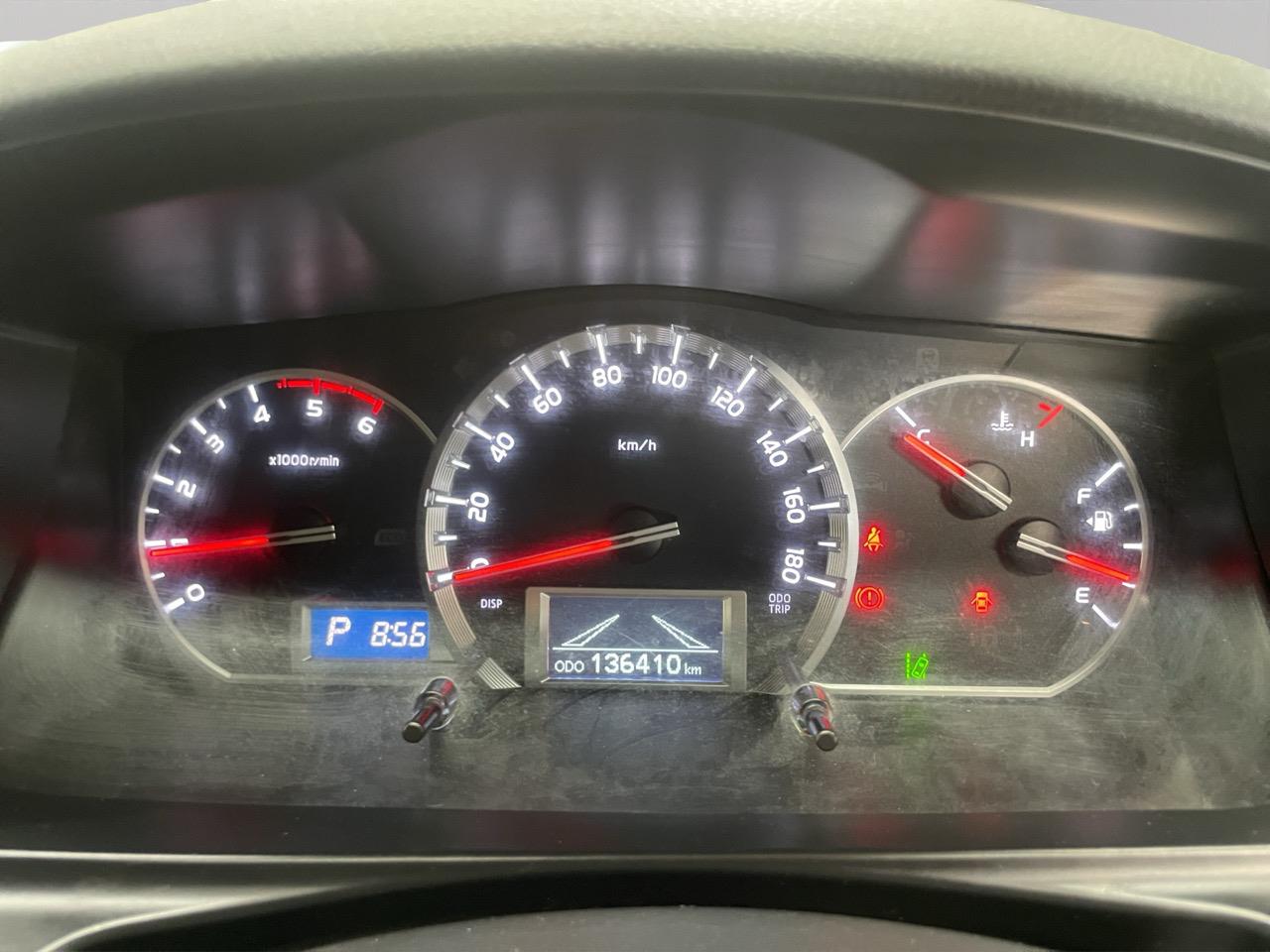 2017 Toyota HIACE Regius Diesel Van REVERSING CAMERA + GREAT SPACE