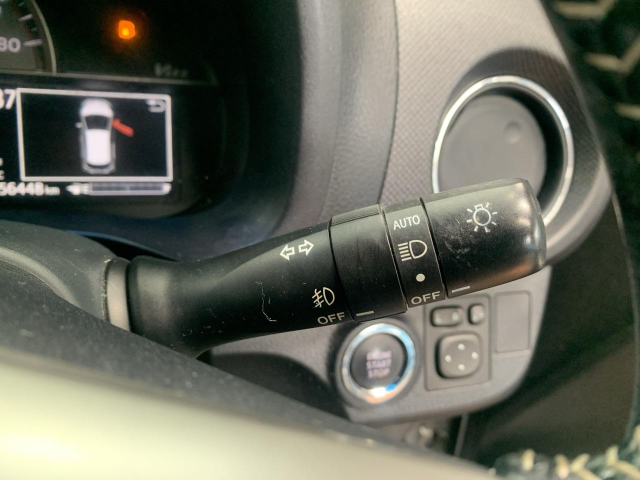 2014 Toyota Vitz 1.3U Hatchback LOW KMS + PUSH BUTTON START + AUTO LIGHTS