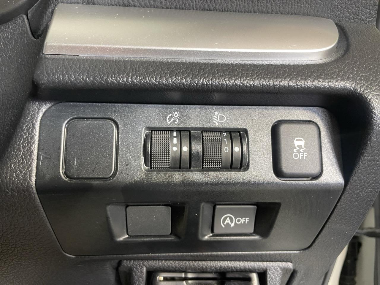 2015 Subaru Impreza Sport 1.6 AWD Hatchback AWD + REVERSING CAMERA + PADDLE SHIFT