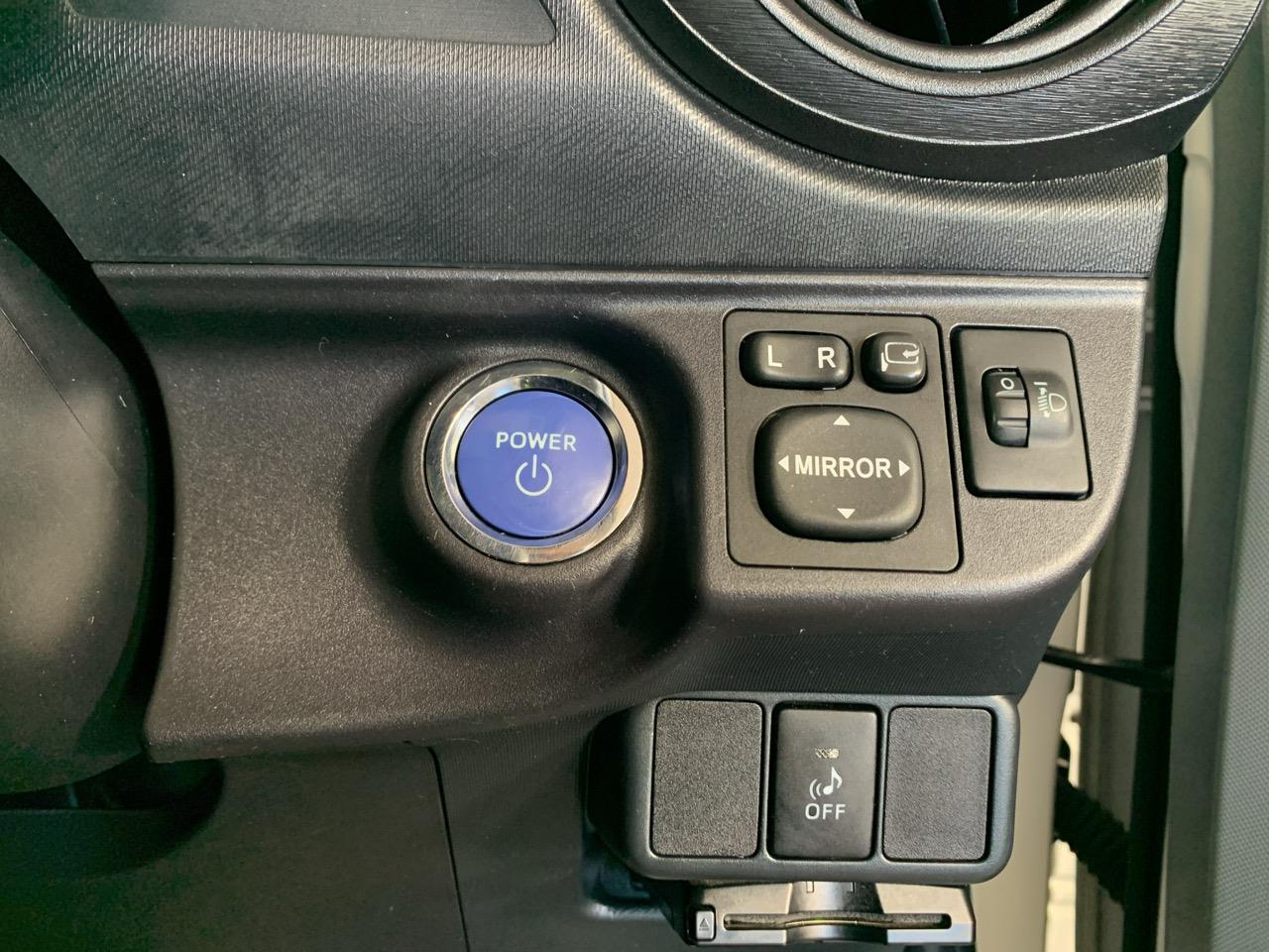 2012 Toyota Aqua S Hatchback REVESING CAMERA + PUSH SRART + AUTO LIGHTS