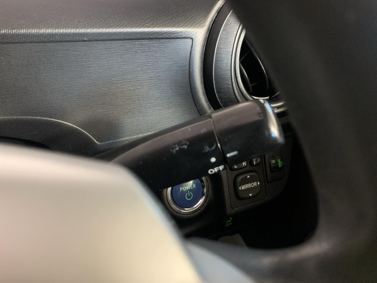 2012 Toyota Aqua S Hatchback REVESING CAMERA + PUSH SRART + AUTO LIGHTS