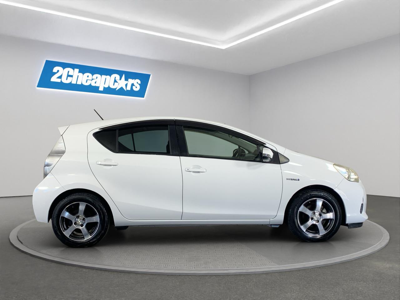 2012 Toyota Aqua S Hatchback REVESING CAMERA + PUSH SRART + AUTO LIGHTS