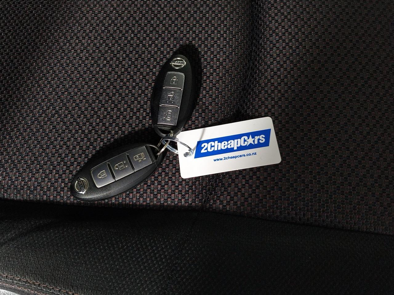 2013 Nissan Serena Hybrid Highway Star People Mover CRUISE CONTROL + POWER SLIDING DOOR 