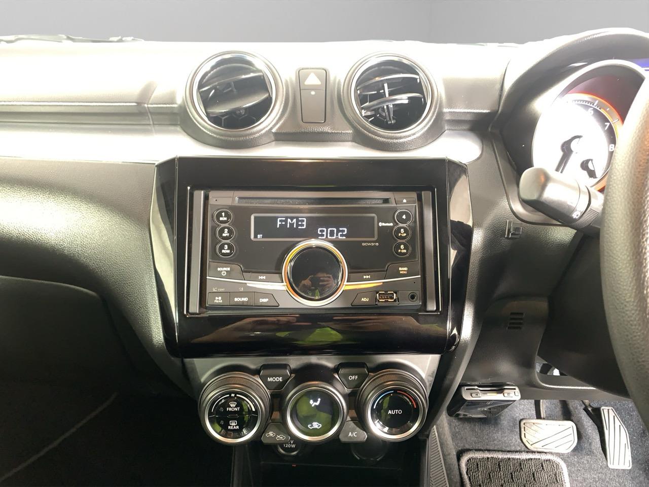 2017 Suzuki Swift Late Shape Hatchback HEATED SEATS + PUSH START + LOW KM