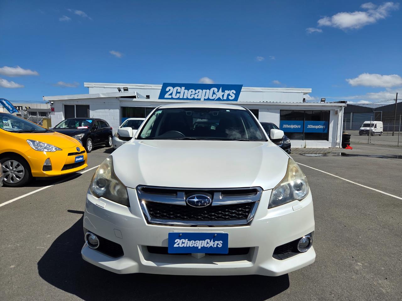 2012 Subaru Legacy AWD Station Wagon AWD + CRUISE CONTROL + PADDLE SHIFT