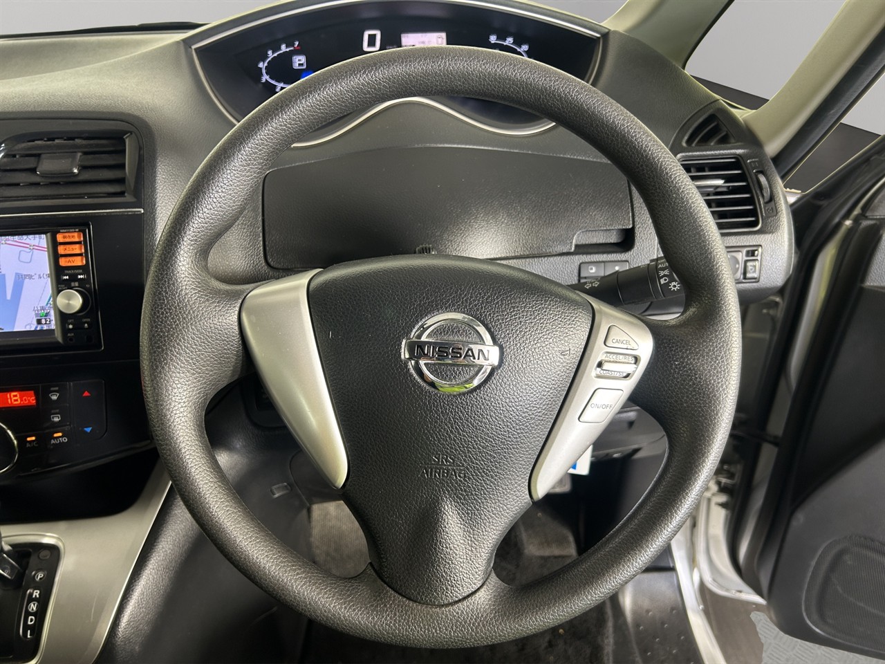 2013 Nissan Serena Hybrid 20X V SELECTION SAFETY S People Mover POWER SLIDING DOOR + AUTO LIGHTS + PUSH START