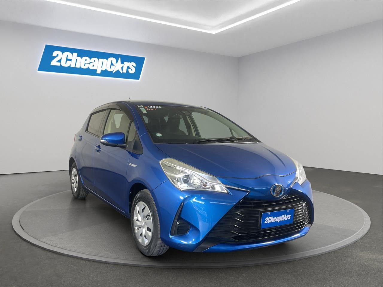 2017 Toyota Vitz YARIS HYBRID Hatchback REVERSING CAMERA + AUTO LIGHTS + PUSH BUTTON START