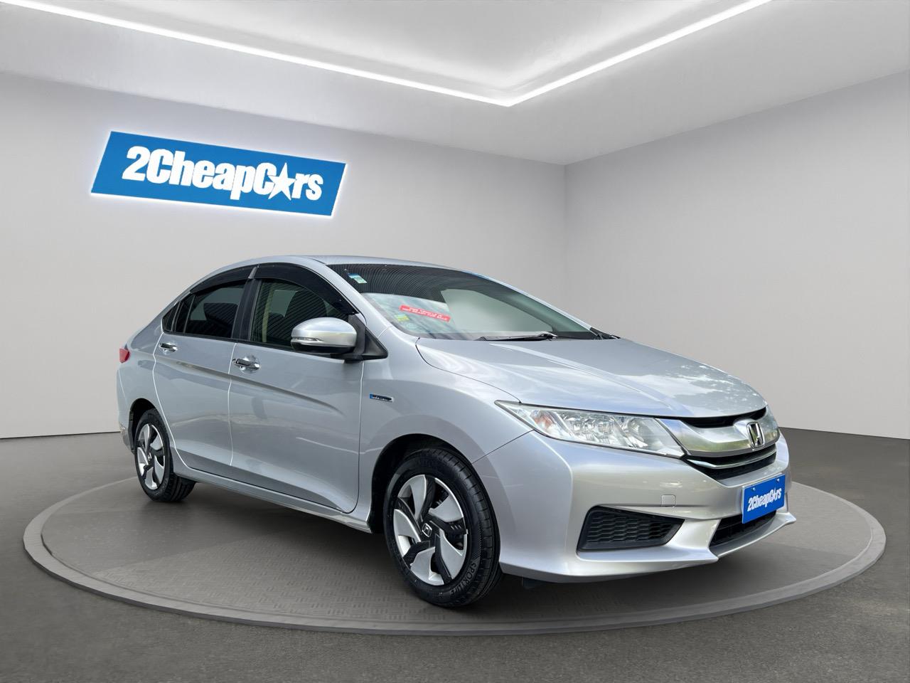 2015 Honda Grace Hybrid LX Sedan LOW KMS + CRUISE CONTROL + REVERSING CAMERA