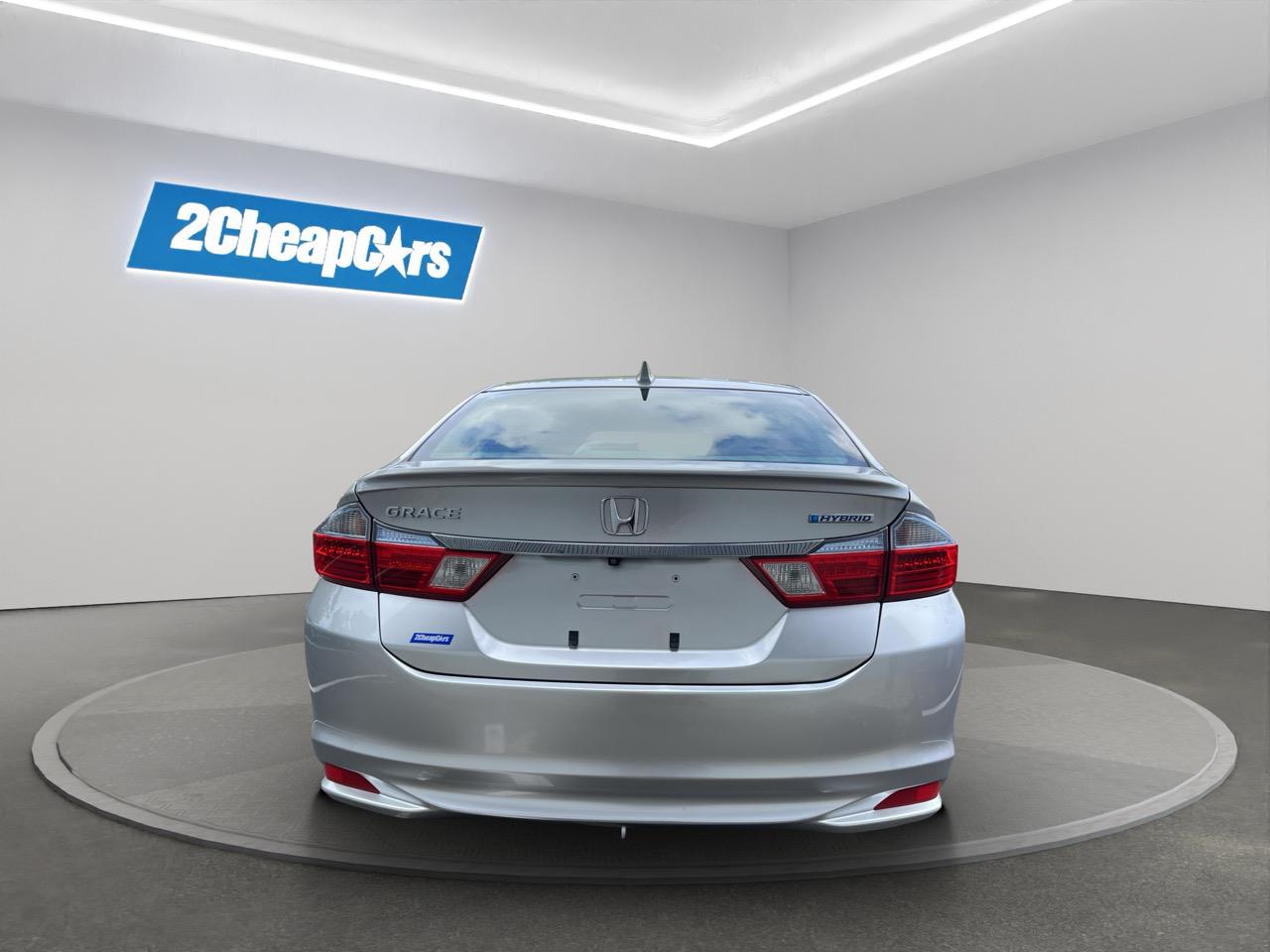 2015 Honda Grace Hybrid LX Sedan LOW KMS + CRUISE CONTROL + REVERSING CAMERA