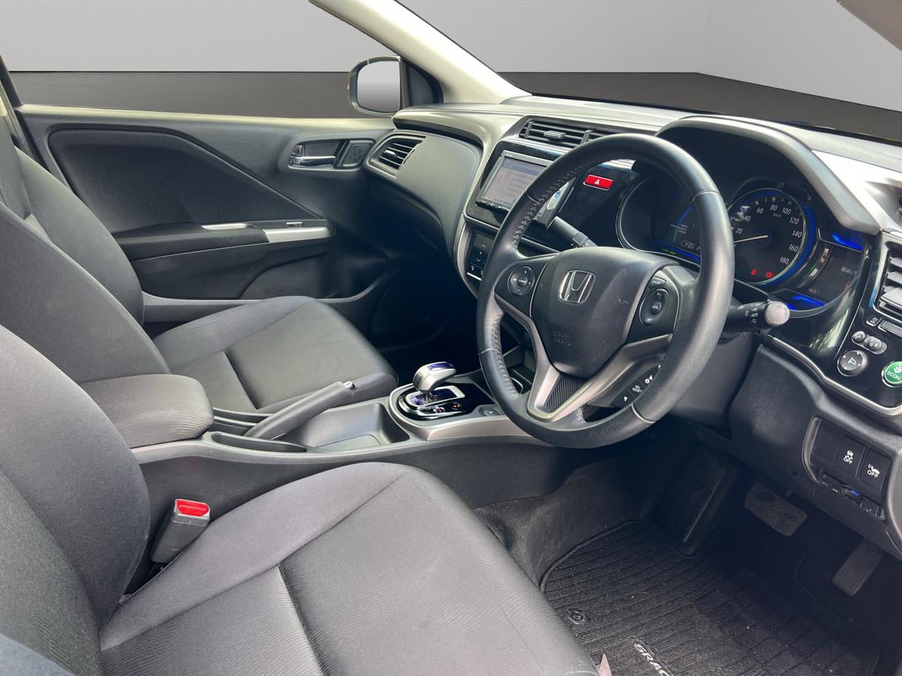 2015 Honda Grace Hybrid LX Sedan LOW KMS + CRUISE CONTROL + REVERSING CAMERA