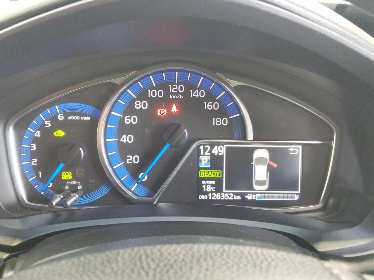 2014 Toyota Corolla Axio Hybrid Sedan REVERSING CAMERA + PUSH BUTTON START