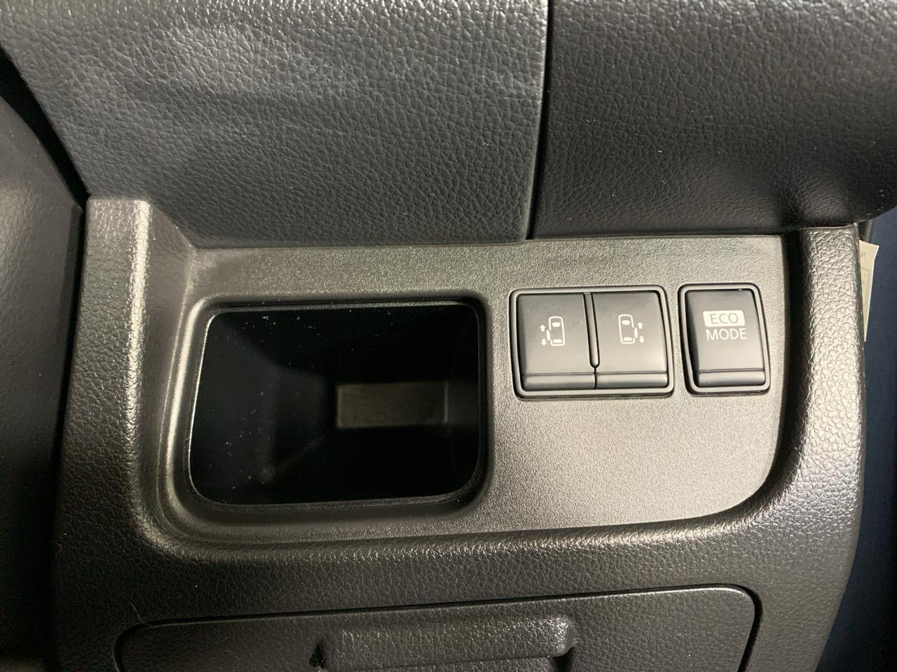 2012 Nissan Serena Hybrid People Mover ELECTRIC SLIDING DOORS + REVERSING CAMERA