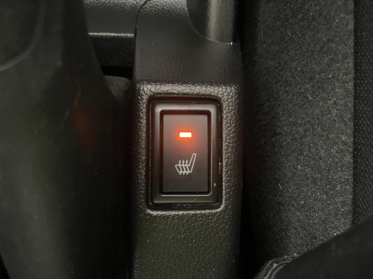 2017 Suzuki Swift NEW SHAPE Hatchback LOW KMS + 360 DEGREE CAMERA + HEATED SEAT