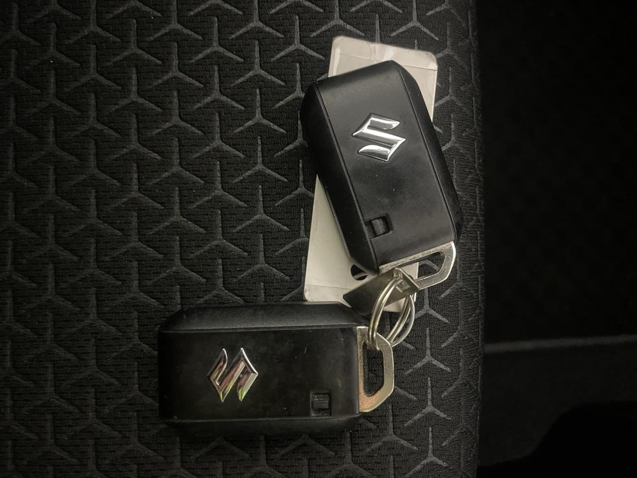 2017 Suzuki Swift NEW SHAPE Hatchback LOW KMS + 360 DEGREE CAMERA + HEATED SEAT