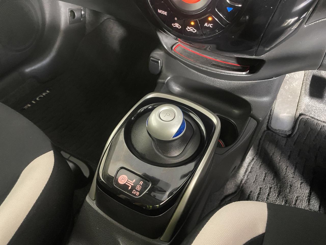 2017 Nissan Note e-power Hatchback LOW KMS + 360 DEGREE CAMERA + PARKING SENSORS