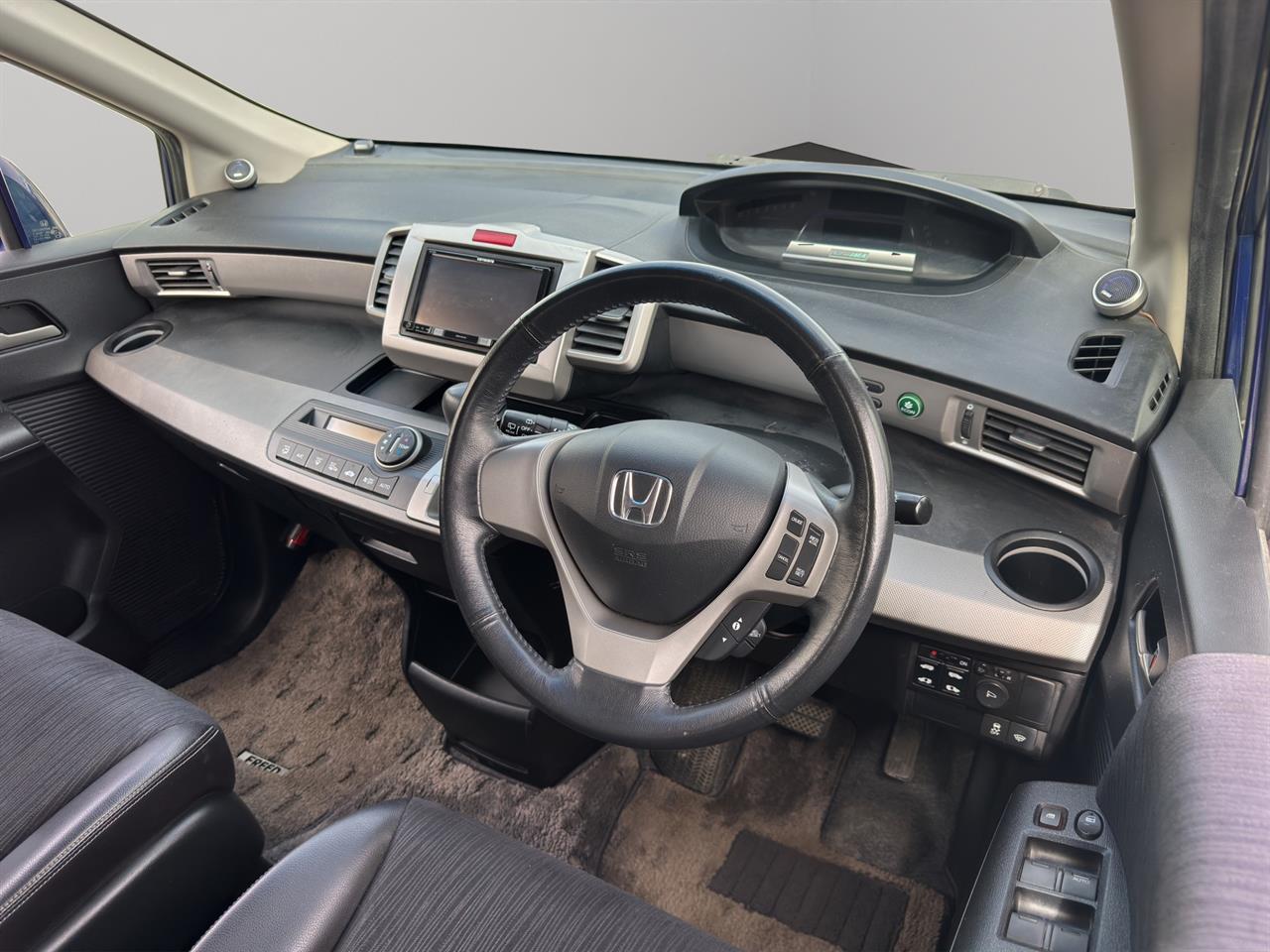 2012 Honda Freed Hybrid People Mover POWER SLIDING DOORS + REVERSING CAMERA