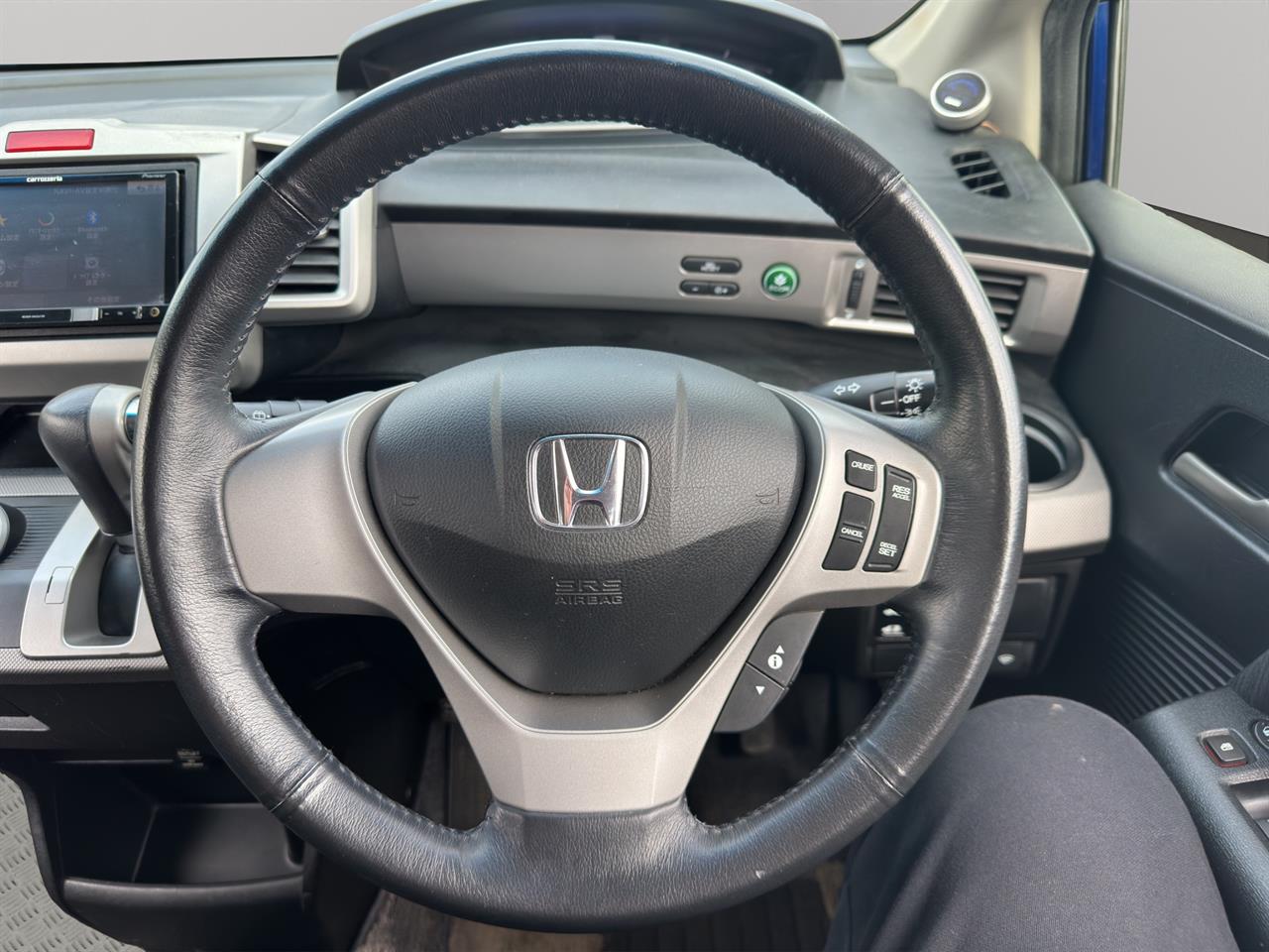 2012 Honda Freed Hybrid People Mover POWER SLIDING DOORS + REVERSING CAMERA