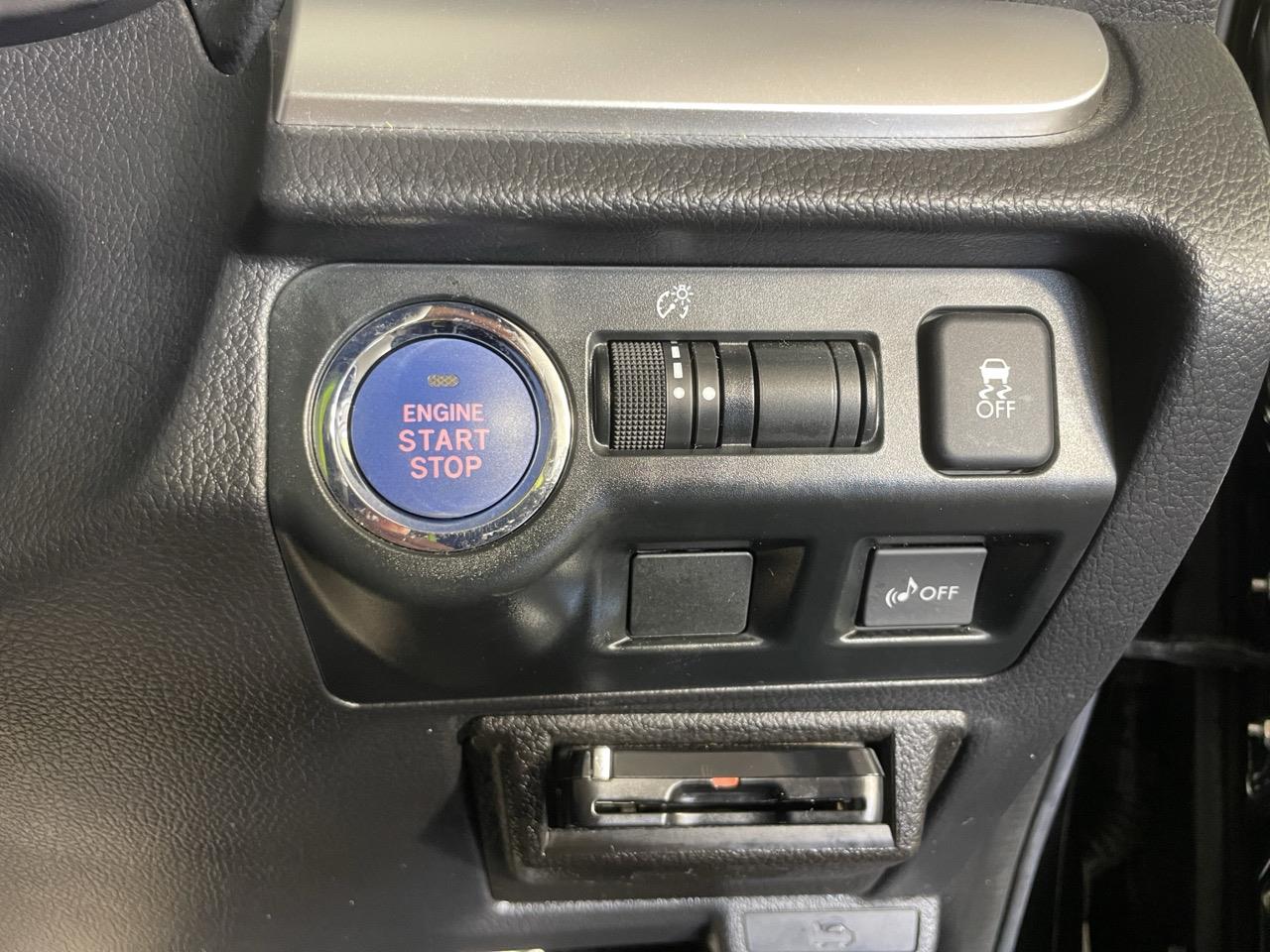 2015 Subaru XV Hybrid 2,0i-L Eyesight 4WD RV/SUV AWD + EYE SIGHT SYSTEM + PADDLE SHIFT