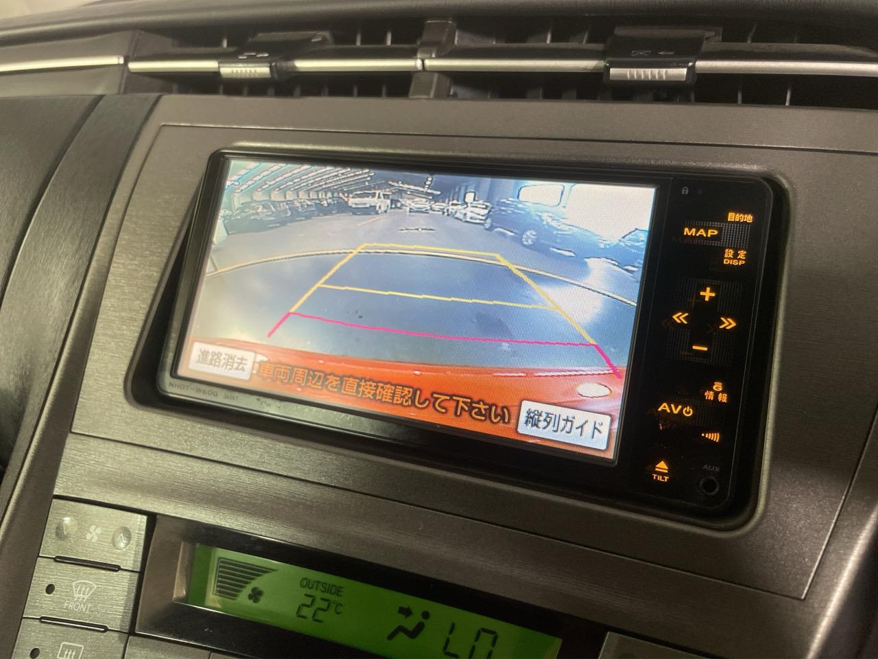 2013 Toyota Prius S Hatchback REVERSING CAMERA + AUTO LIGHTS + PUSH START