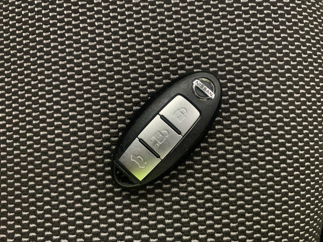 2015 Nissan Latio G Sedan LOW KMS + REVERSING CAMERA + PUSH BUTTON START