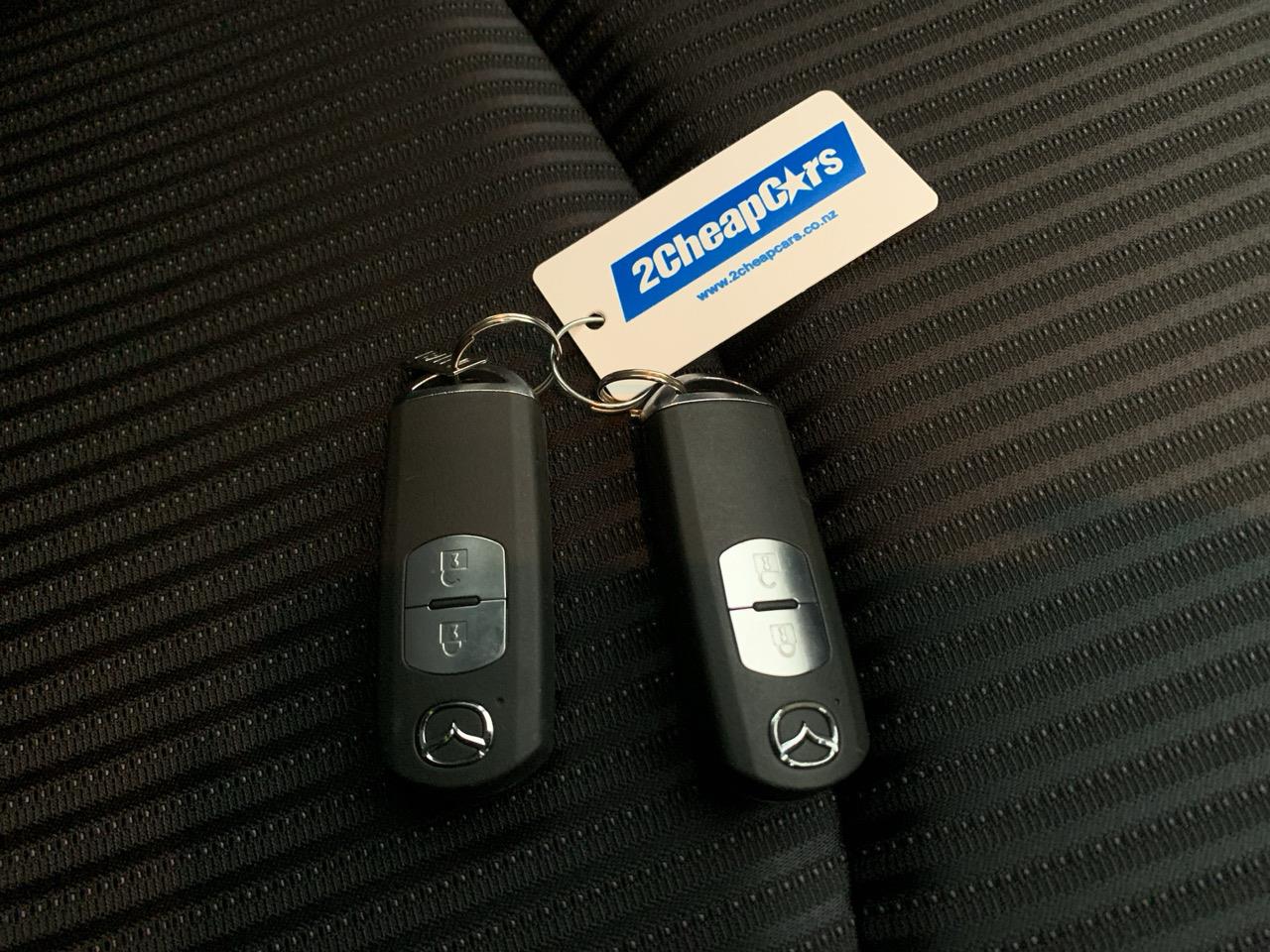 2014 Mazda Axela 3 2.0L Sport Late Shape Hatchback REVERSING CAMERA + CRUISE CONTROL + TIPTRONIC