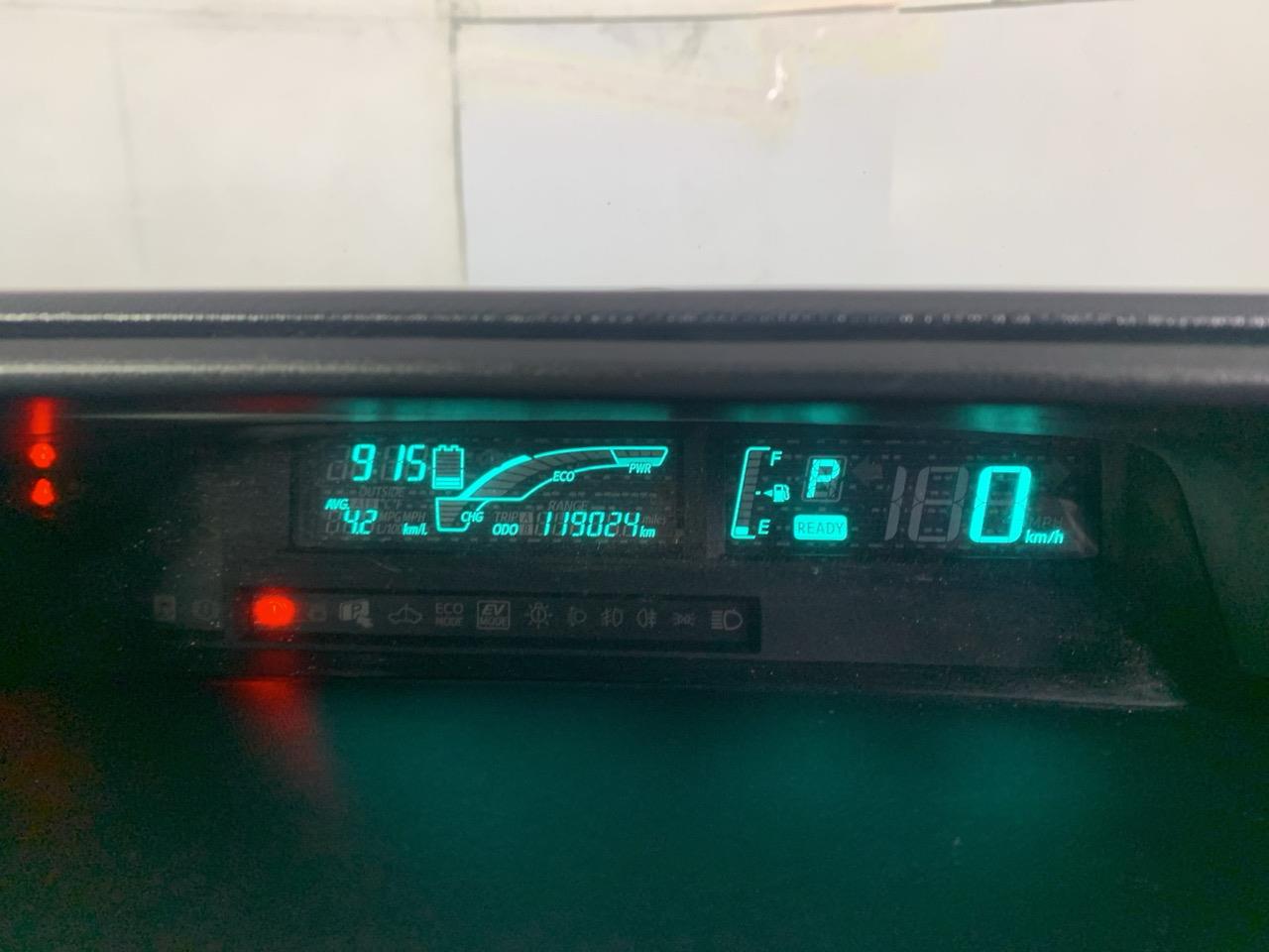 2013 Toyota Aqua G Hatchback REVERSING CAMERA + PUSH BUTTON START + AUTO LIGHTS