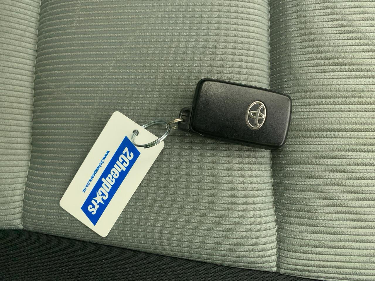 2013 Toyota Aqua G Hatchback REVERSING CAMERA + PUSH BUTTON START + AUTO LIGHTS