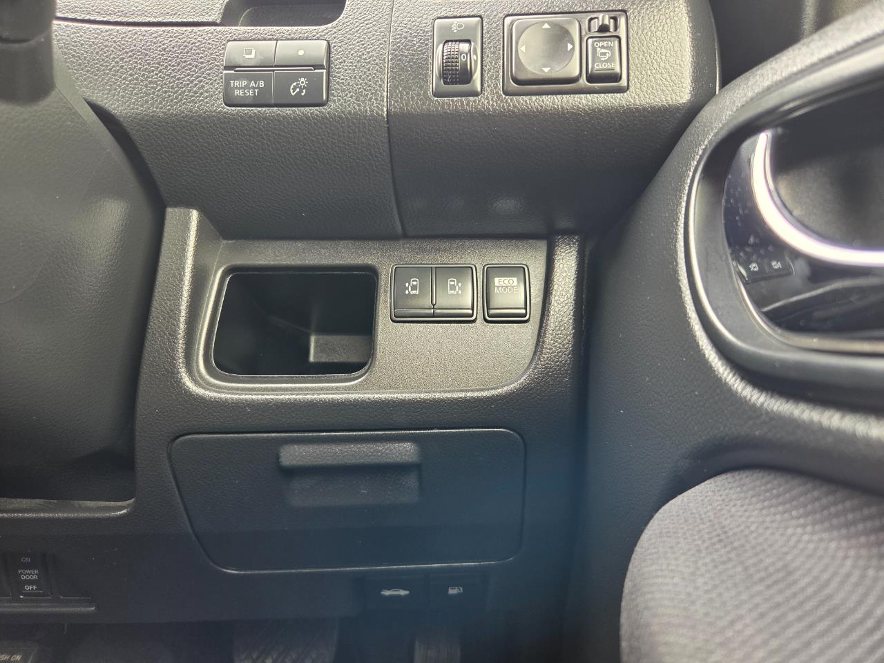 2012 Nissan Serena Hybrid Highway Star People Mover REVERSING CAMERA + POWER SLIDING DOOR