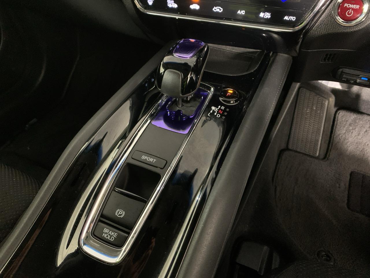 2015 Honda Vezel HYBRID X RV/SUV REVESING CAMEIA + CRUISE CONTROL + AUTO LIGHTS