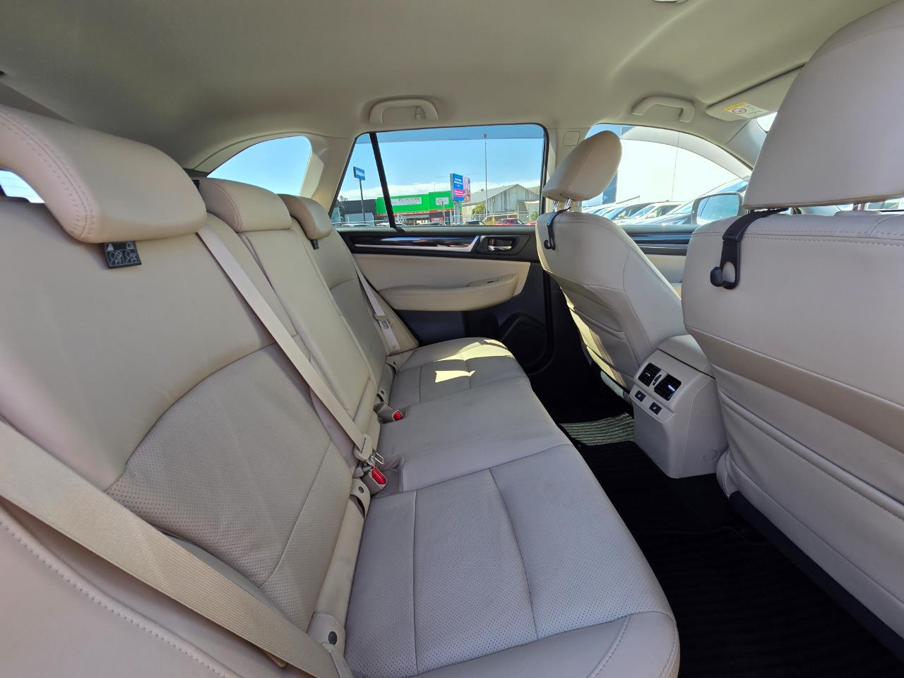 2016 Subaru OUTBACK AWD RV/SUV AWD + EYE SIGHT SYSTEM + REVERSING CAMERA