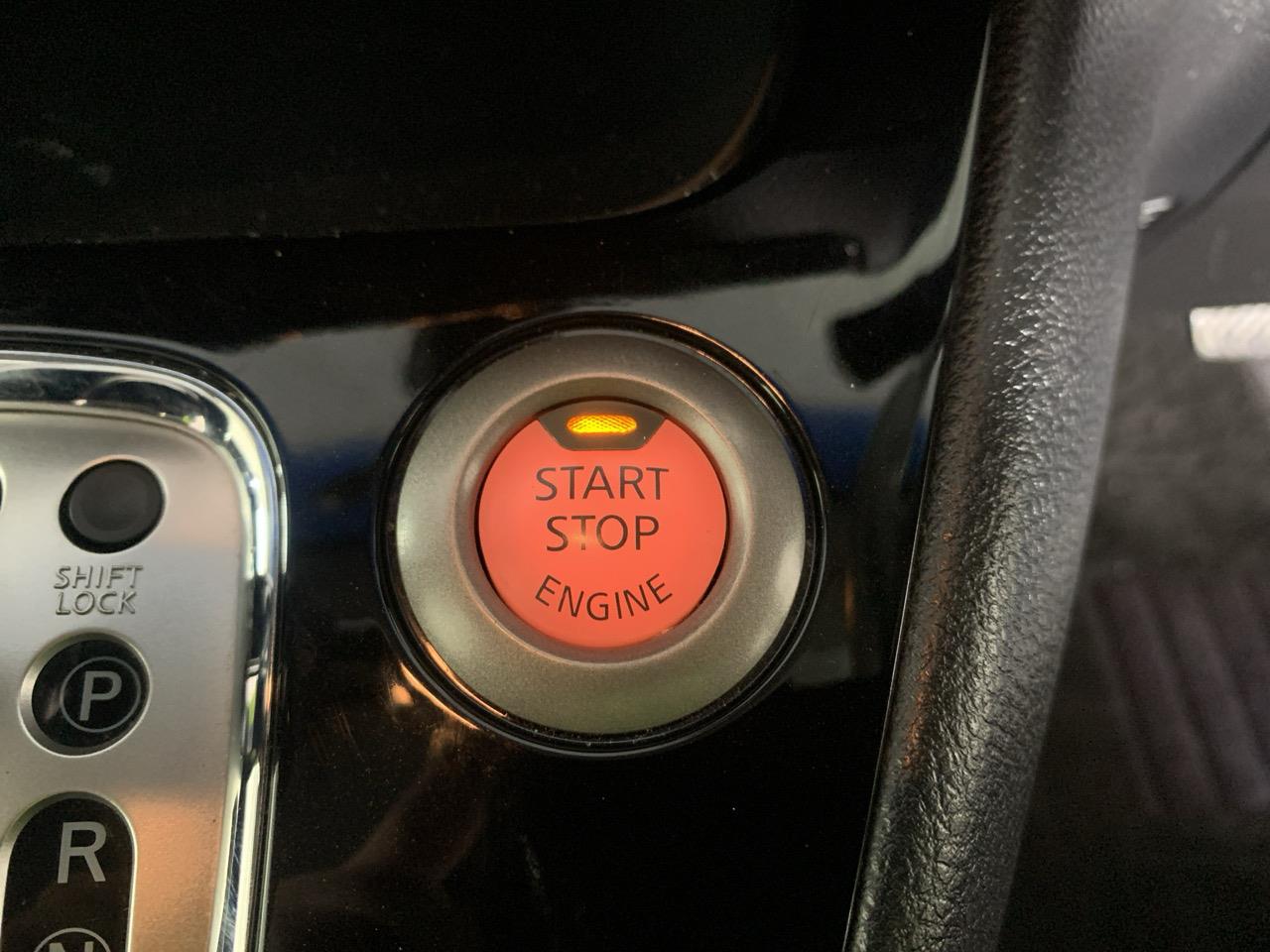 2014 Nissan Serena Hybrid Highway Star People Mover ELECTRIC SLIDING DOORS + CRUISE CONTROL