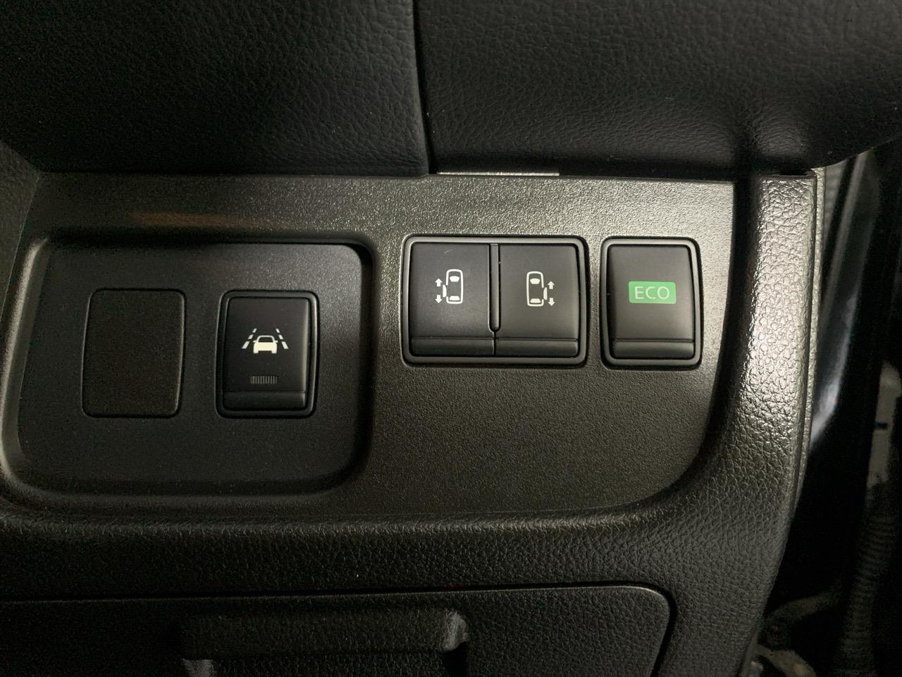 2014 Nissan Serena Hybrid Highway Star People Mover ELECTRIC SLIDING DOORS + CRUISE CONTROL