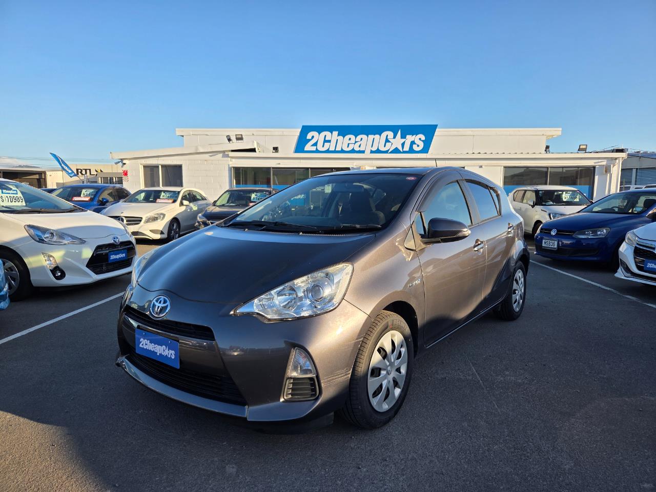 2014 Toyota Aqua Hybrid Hatchback