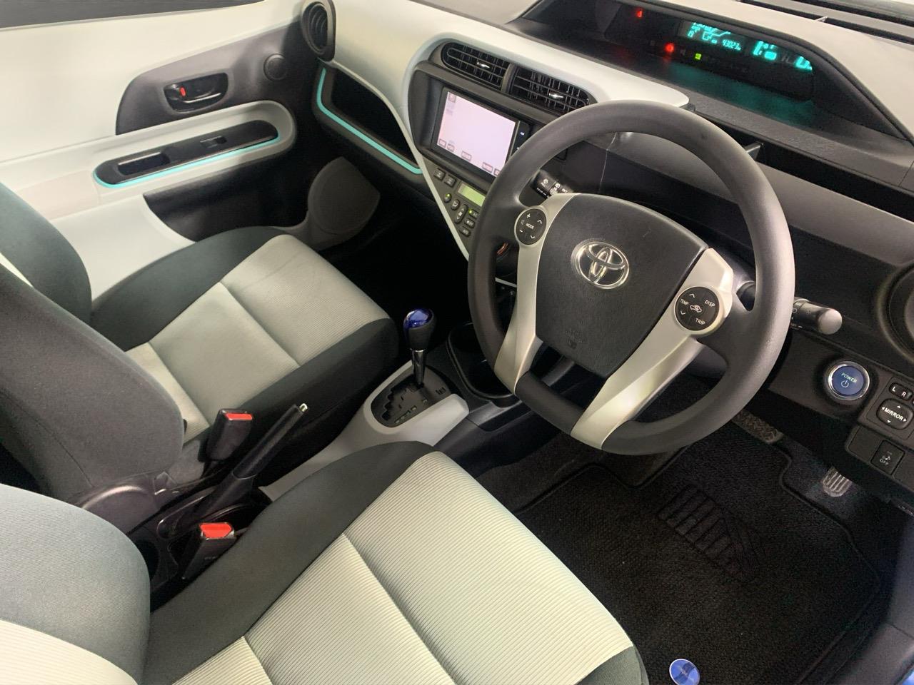 2012 Toyota Aqua S Hatchback LOW KMS + AUTO LIGHTS + REVERSING CAMERA