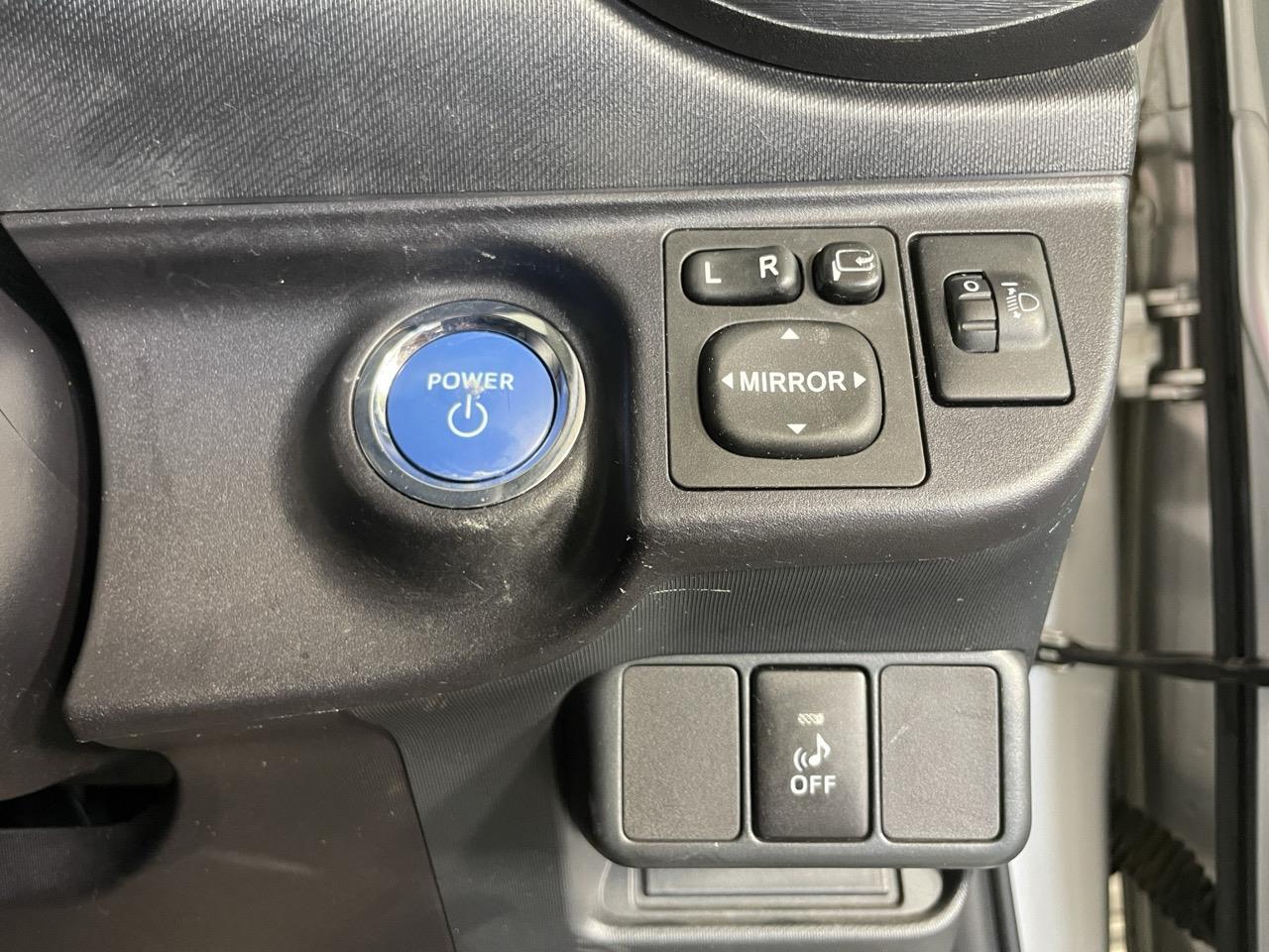 2012 Toyota Aqua S Hatchback REVERSING CAMERA + SMART KEY