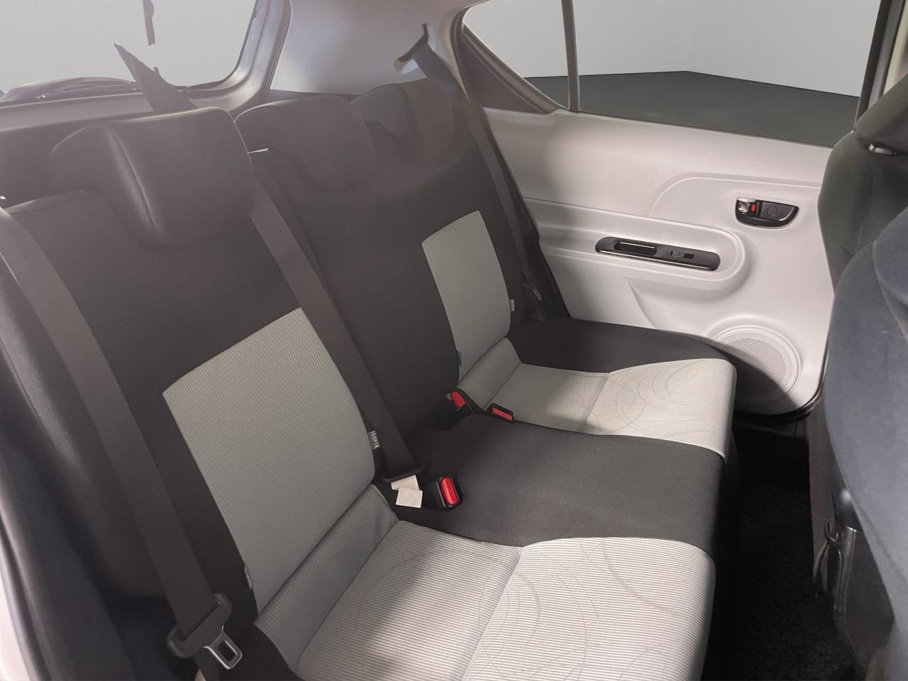 2012 Toyota Aqua S Hatchback REVERSING CAMERA + SMART KEY