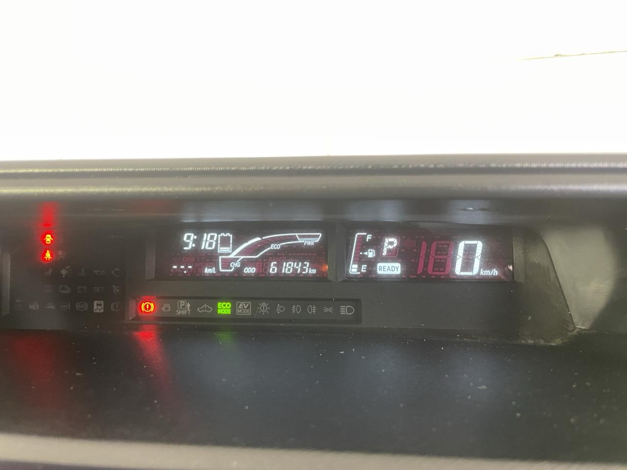 2015 Toyota Aqua Facelift Model S Hatchback AUTO LIGHTS + PUSH BUTTON START