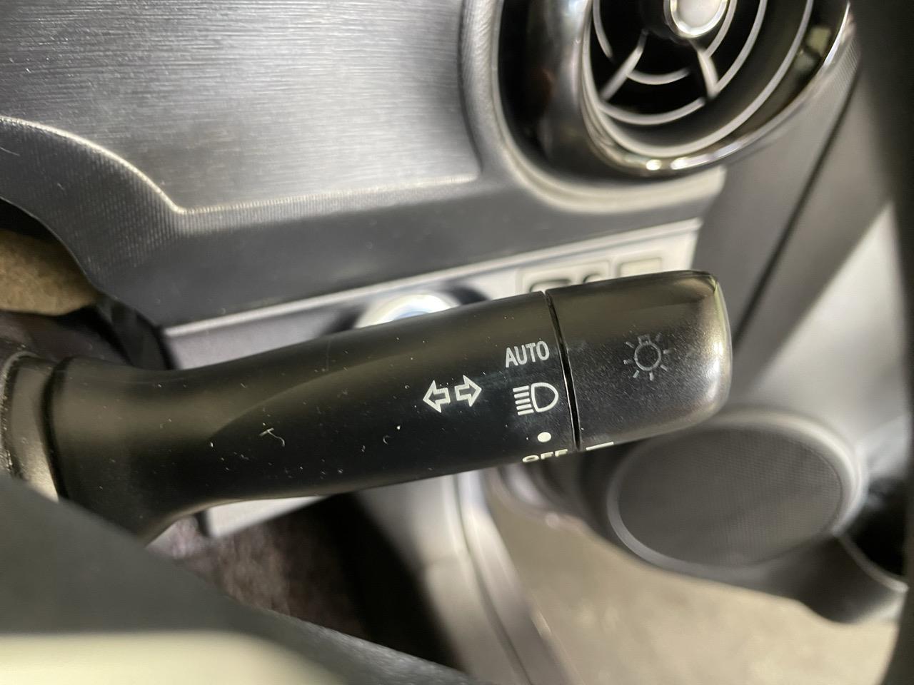 2015 Toyota Aqua Facelift Model S Hatchback AUTO LIGHTS + PUSH BUTTON START