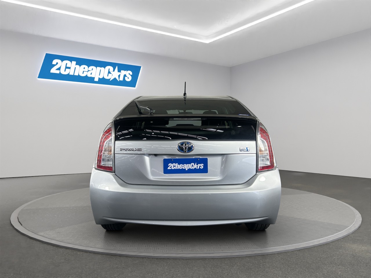 2012 Toyota Prius S Hatchback REVERSING CAMERA + PUSH START + AUTO LIGHTS