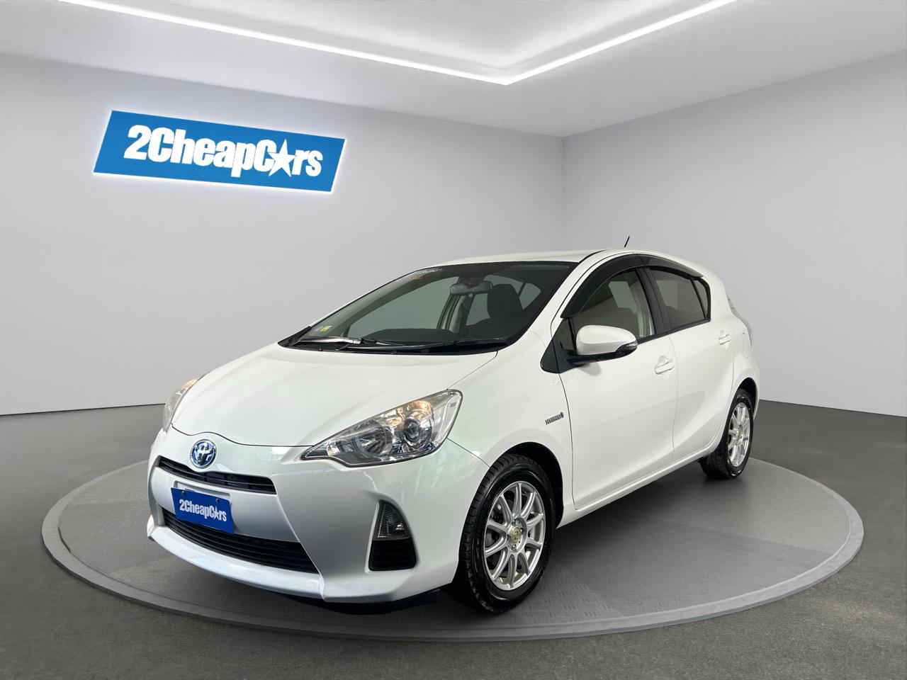 2013 Toyota Aqua G Hatchback
