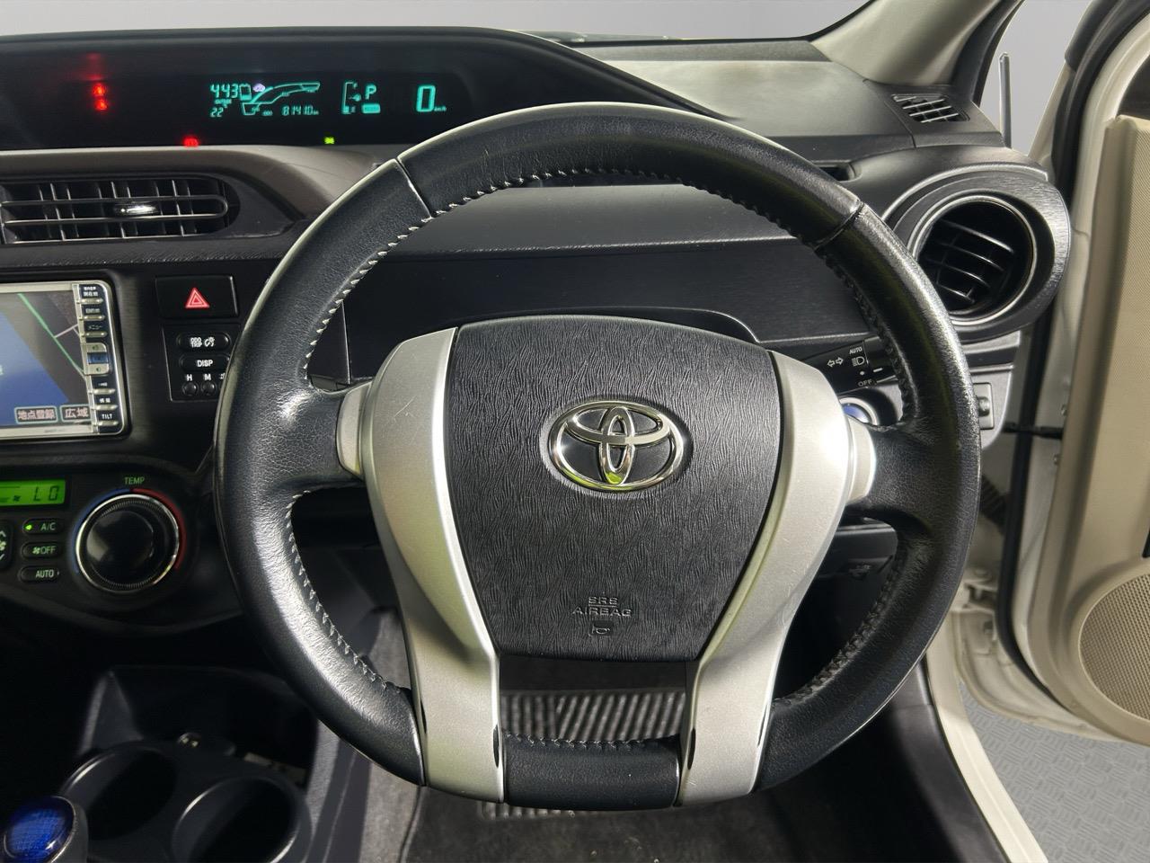 2013 Toyota Aqua G Hatchback SMART KEY + AUTO LIGHTS + FUEL EFFICIENCY