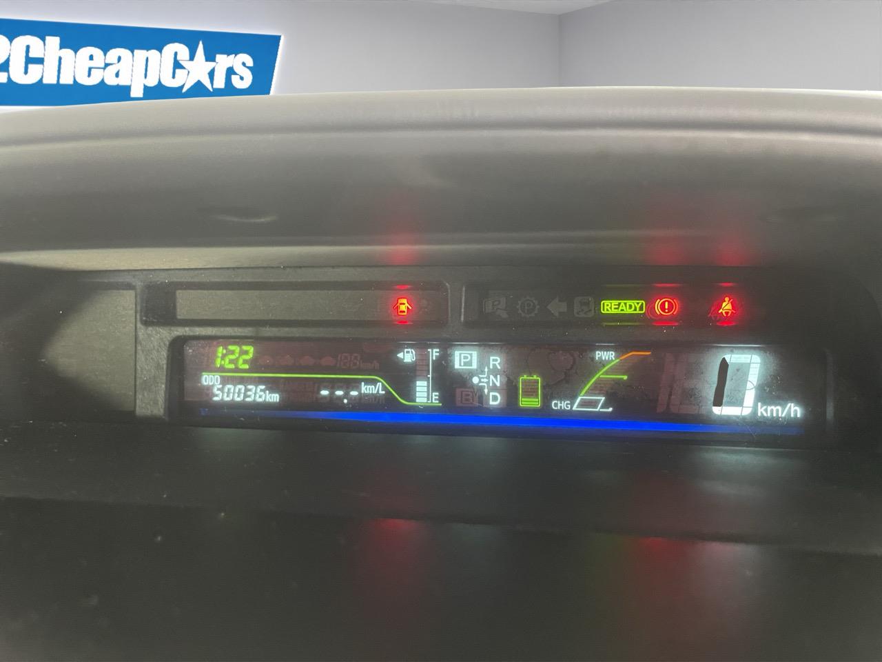 2013 Toyota Prius Alpha S Touring Selection Station Wagon LOW KM + REVERSING CAMERA + PUSH SRART