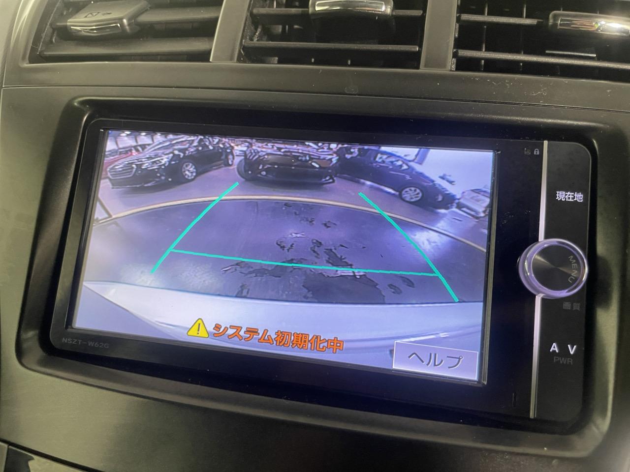 2013 Toyota Prius Alpha S Touring Selection Station Wagon LOW KM + REVERSING CAMERA + PUSH SRART