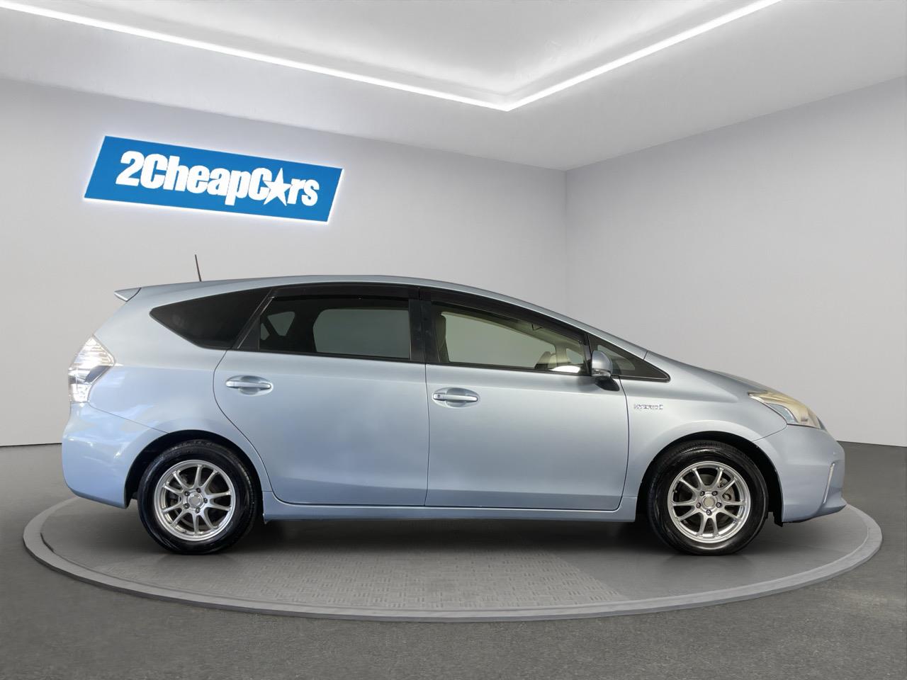 2013 Toyota Prius Alpha S Touring Selection Station Wagon LOW KM + REVERSING CAMERA + PUSH SRART