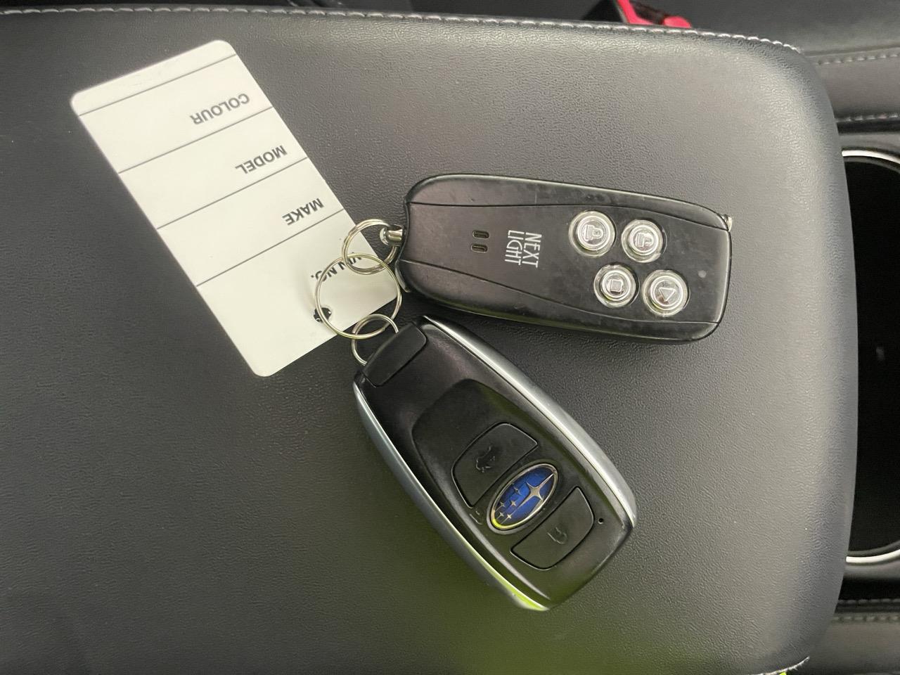 2015 Subaru Legacy B4 EYESIGHT AWD Sedan AWD + EYE SIGHT SYSTEM + SUNROOF